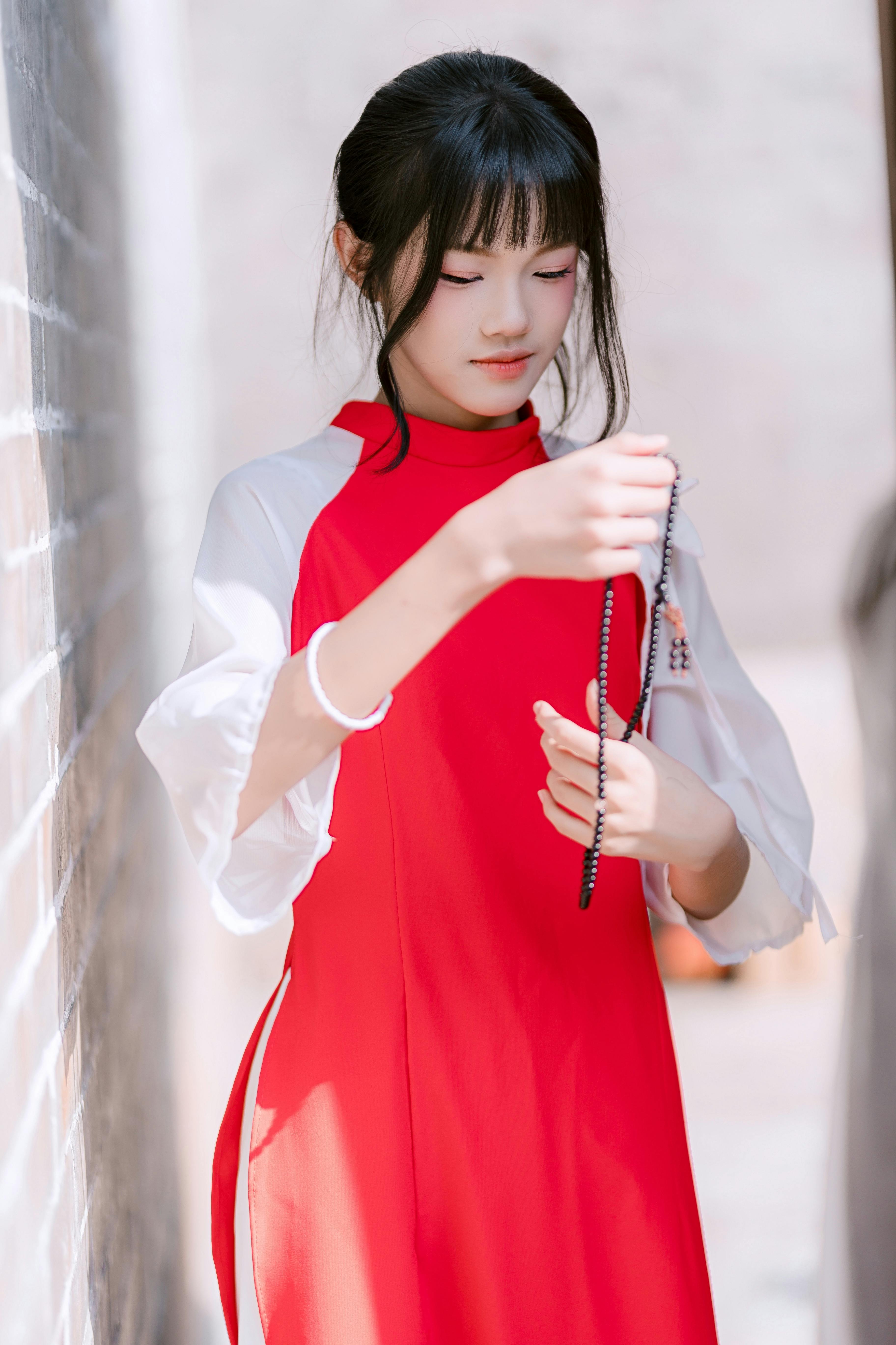 话题配图：讨论观点分歧